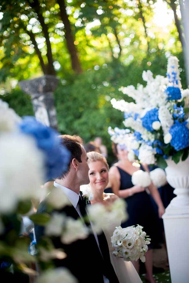 Outdoor wedding ceremony in exclusive Villa in Ravello