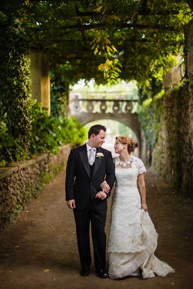 Bridal couple in the gardens of Villa Cimbrone Ravello