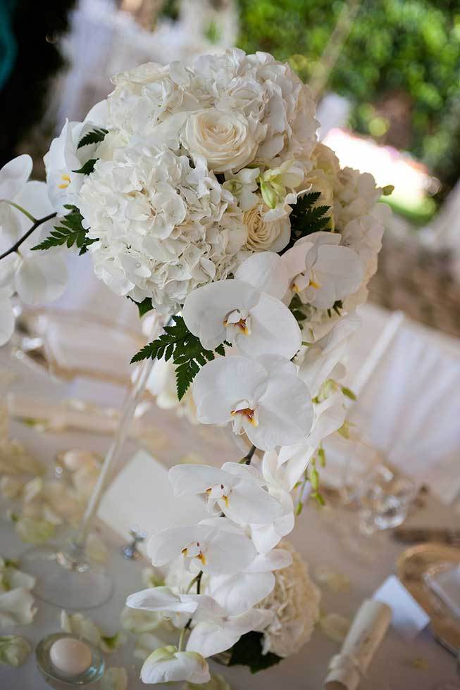 White orchids for wedding banquet in Ravello