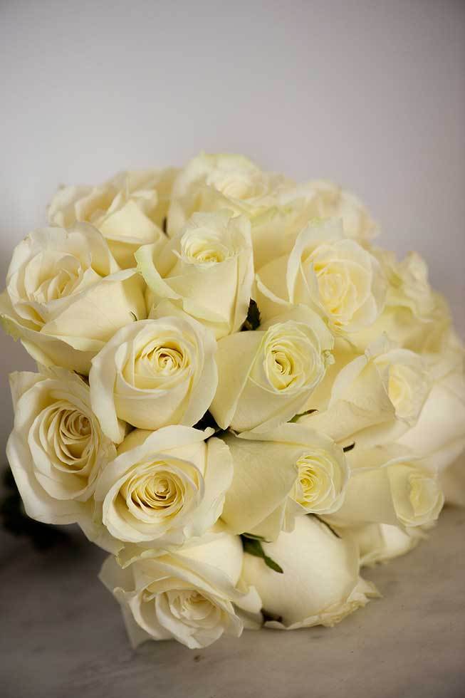 Bridal bouquet with ivory roses