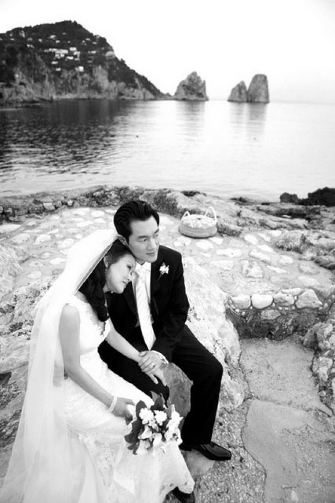 Bridal couple in Capri