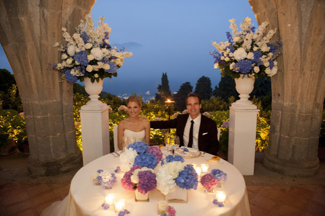 Decoration in pastel colors for the head table at Ravello wedding