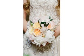 Bridal bouquet in white and pale orange