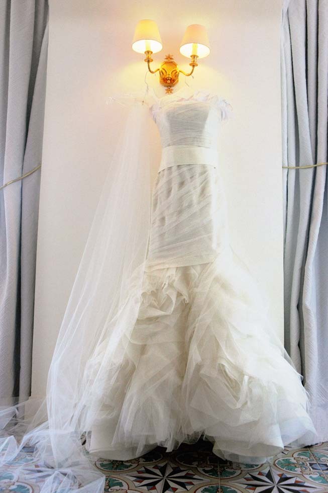 Elegant bridal gown by Vera Wang for Ravello wedding